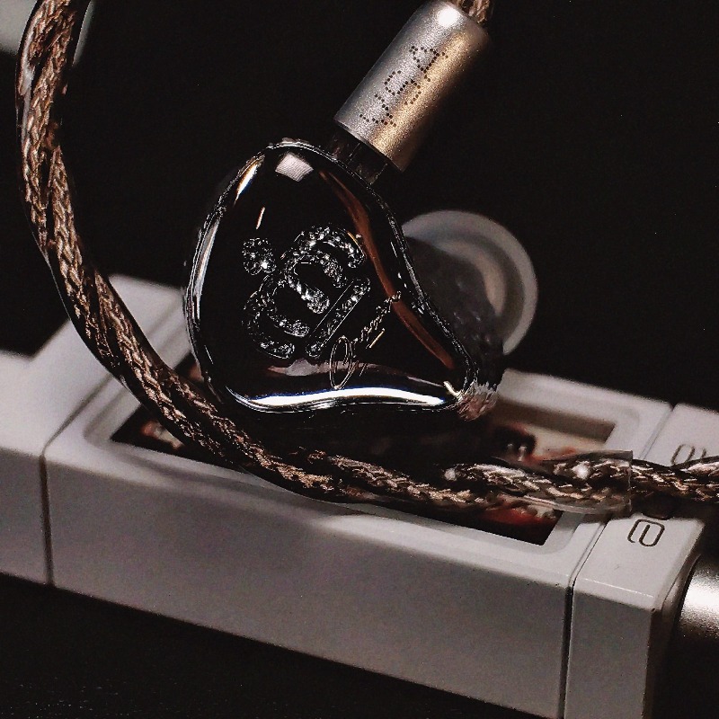 The Fragrant Zither Crown VSA  - огляд і ціна Audiophile Headphone Wired